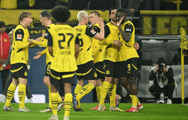 今晨体能课后;多特蒙德豪取连胜备战德甲;引发热议;训练强度明显提升的简单介绍 今晨体能课后;多特蒙德豪取连胜备战德甲;引发热议;训练强度明显提升的简单介绍